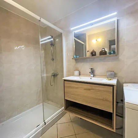 Le Palazzo Del Mar-9 By Interhome 아파트 *